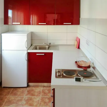 Bright On The Dalmatian Coast With Terrace, Garden And Sea View Apartment *