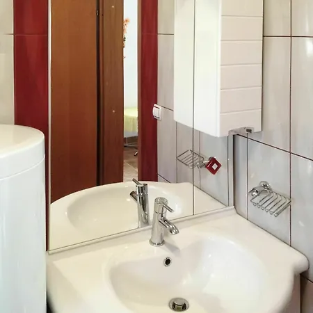 Bright On The Dalmatian Coast With Terrace, Garden And Sea View *